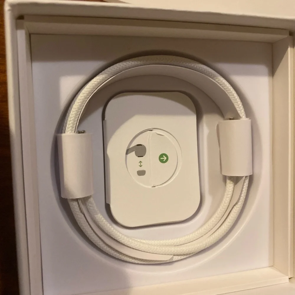 Wireless Earbuds with Charging Case - White